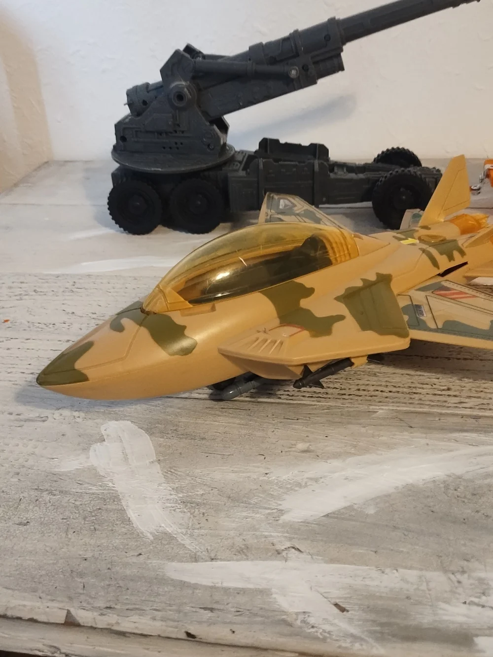 LANARD TOYS the  air command jet with light & soudds works different brands